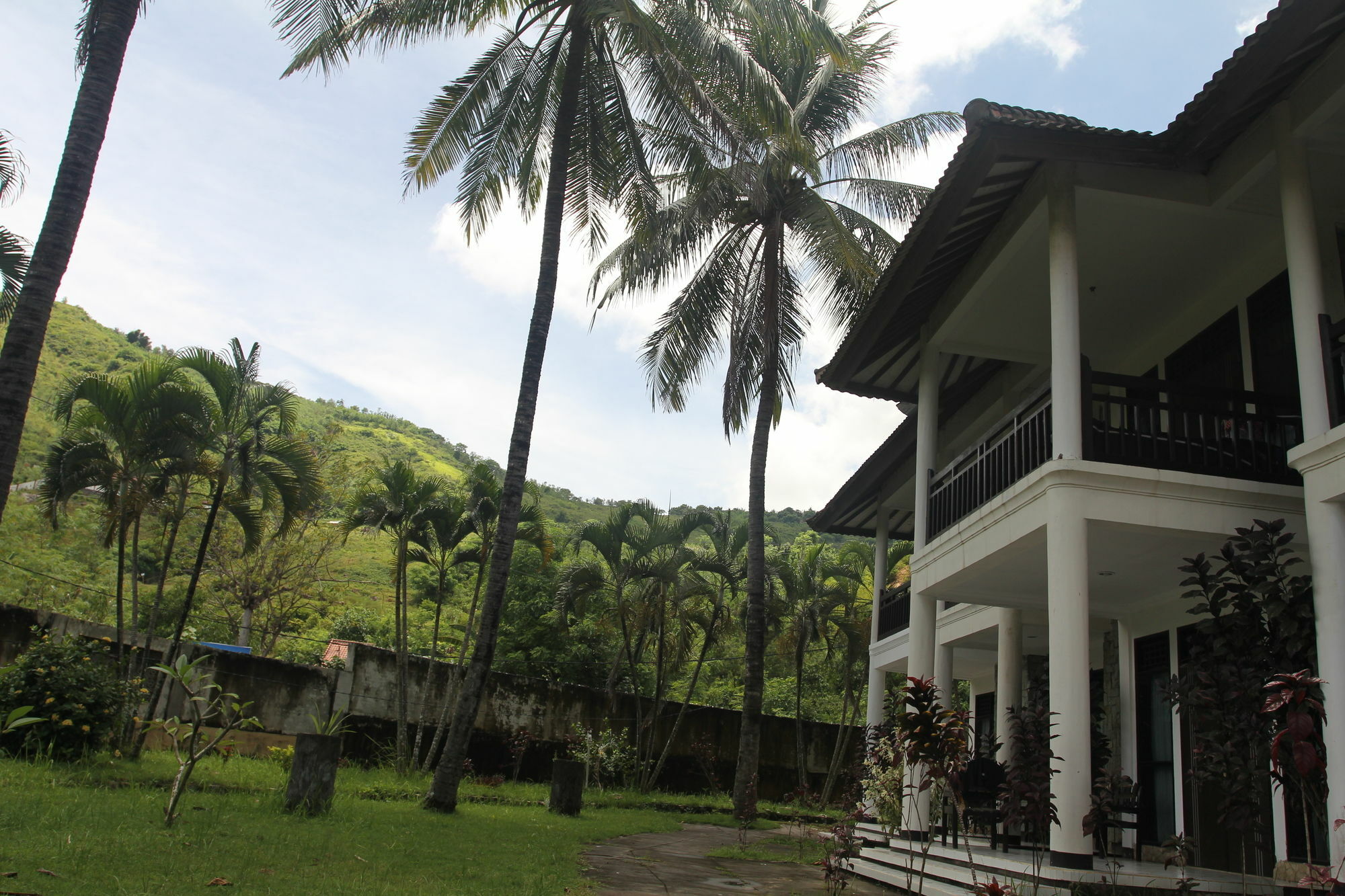 Kuta Indah Hotel Kuta (Lombok) Exterior foto