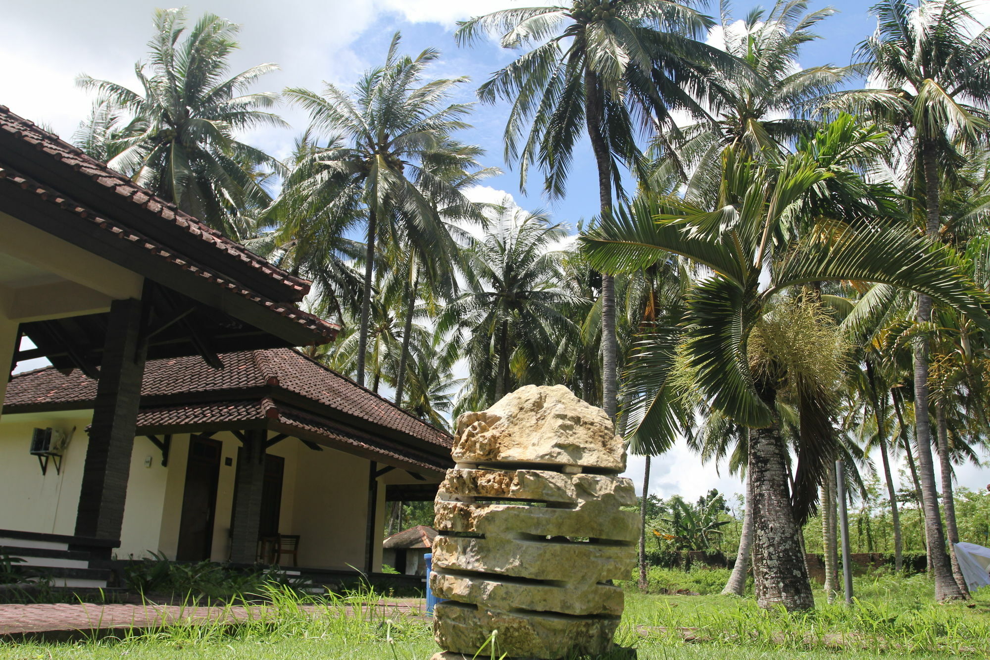 Kuta Indah Hotel Kuta (Lombok) Exterior foto